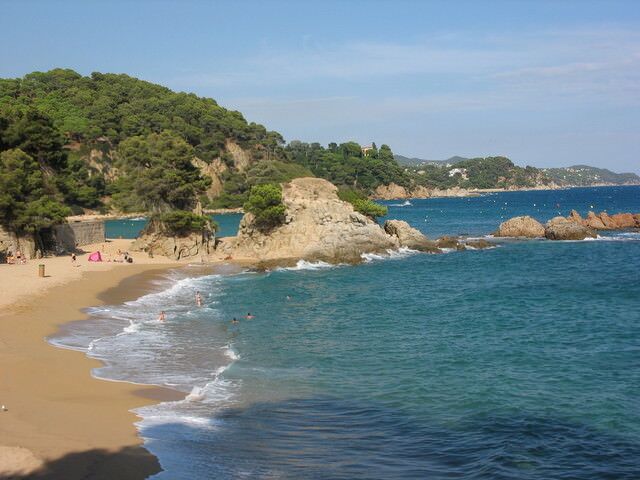 La plage de la cala Sant Francesc